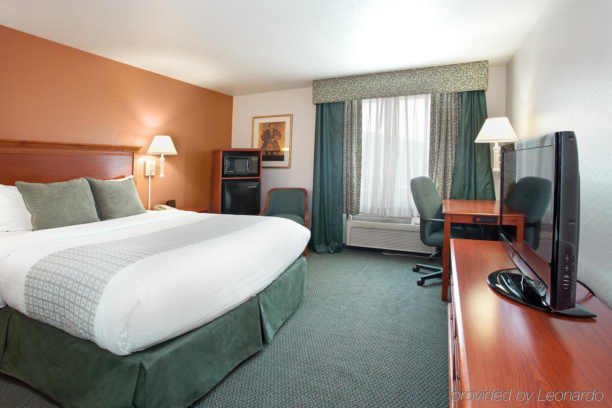 Comfort Inn & Suites Ashland Extérieur photo